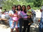 Adelle, Shona, Jen, Nina, Cy (213kb)